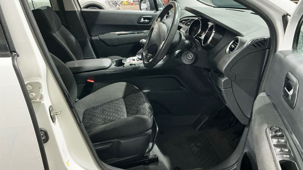 Used Peugeot 3008 2014 for sale - 77483513: Photo 9