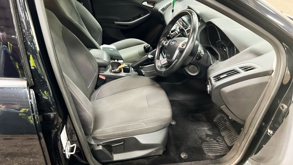 Used Ford Focus 2014 for sale - 76396317: Photo 9