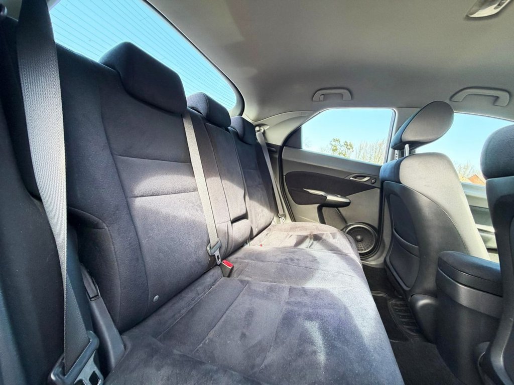 Used Honda Civic 2006 for sale - 76668140: Photo 24