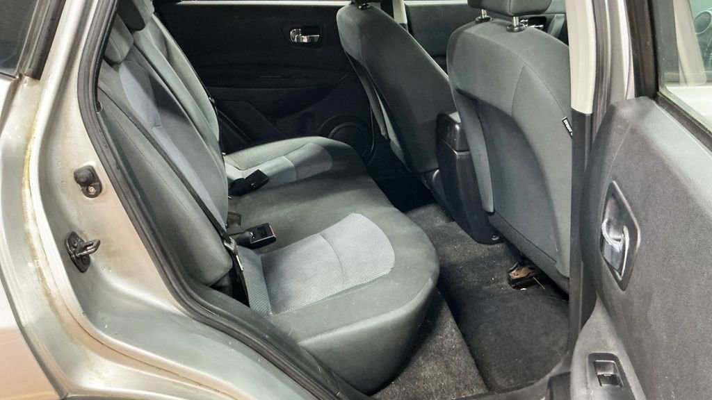 Used Nissan Qashqai 2012 for sale - 76841541: Photo 11