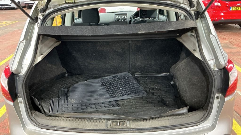 Used Nissan Qashqai 2012 for sale - 76841541: Photo 12