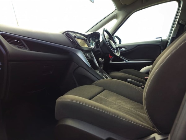 Used Vauxhall Zafira Tourer 2017 for sale - 75735521: Photo 17