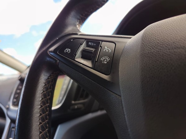 Used Vauxhall Zafira Tourer 2017 for sale - 75735521: Photo 30