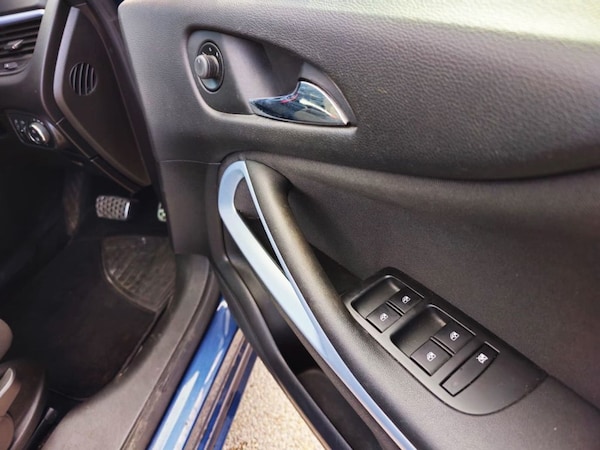 Used Vauxhall Zafira Tourer 2017 for sale - 75735521: Photo 37
