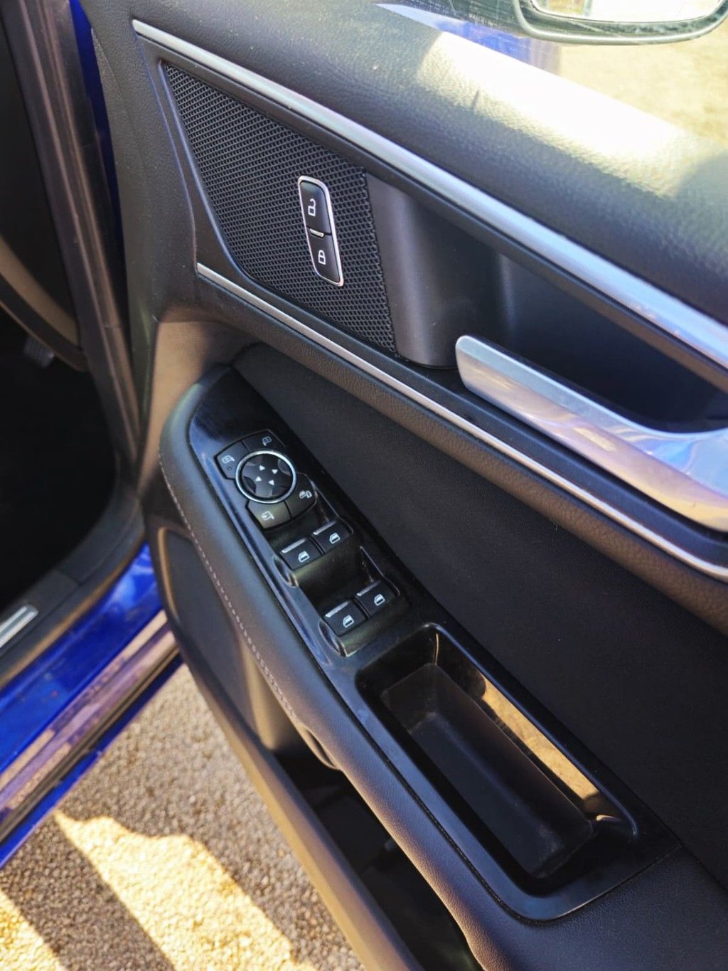 Used Ford S-Max 2015 for sale - 77936532: Photo 37