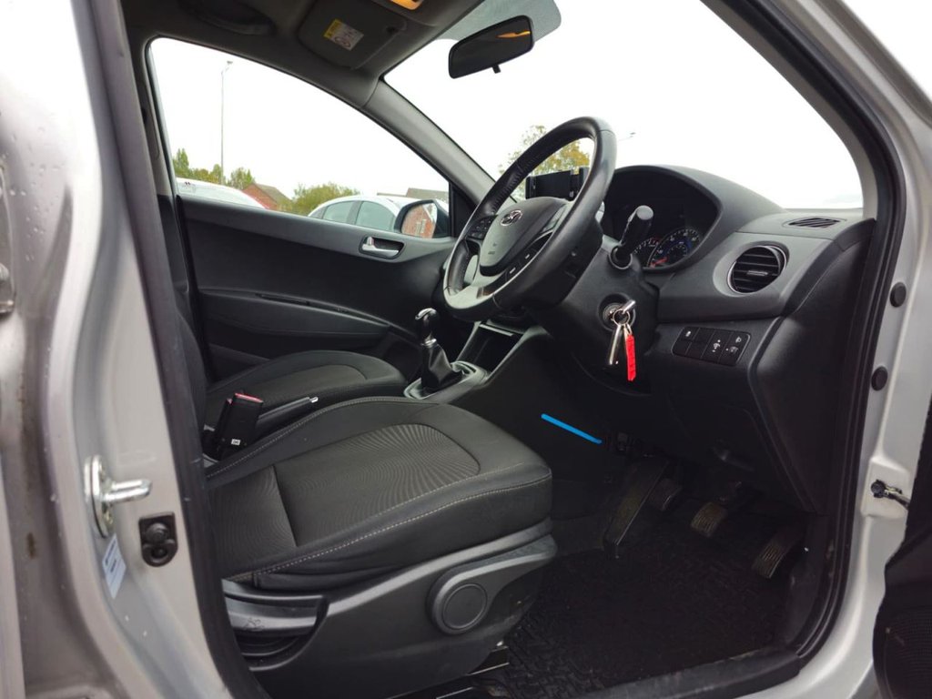 Used Hyundai i10 2017 for sale - 78200421: Photo 22