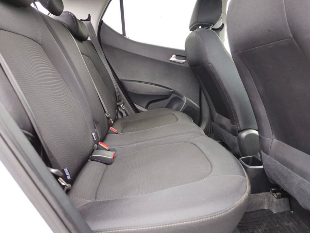 Used Hyundai i10 2017 for sale - 78200421: Photo 28