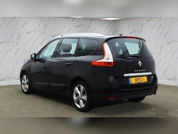 Used Renault Grand Scenic 2014 for sale - 76740506: Photo