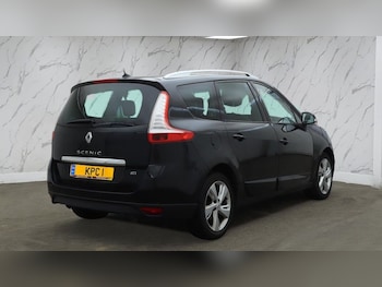 Used Renault Grand Scenic 2014 for sale - 76740506: Photo