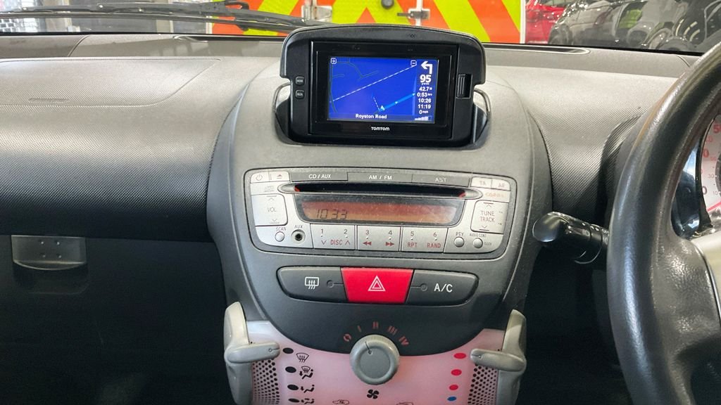 Used Toyota AYGO 2014 for sale - 77632013: Photo 7