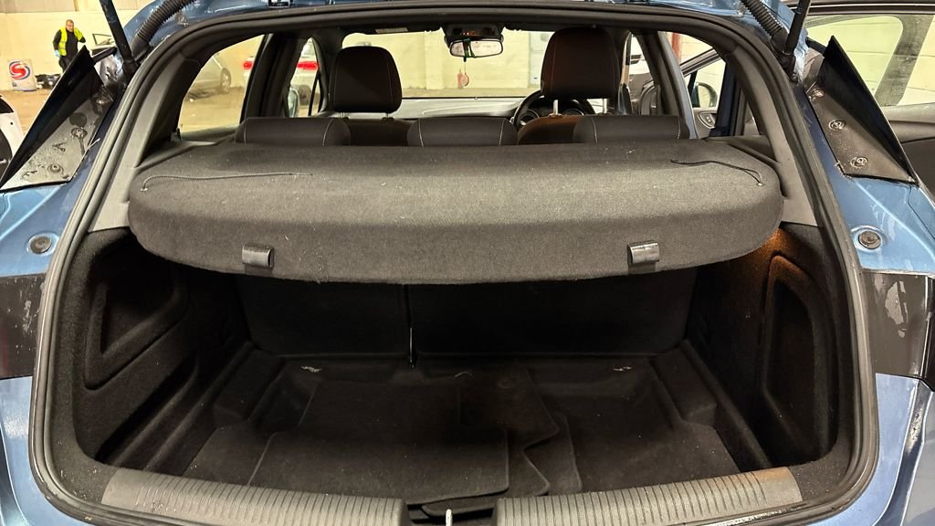 Used Vauxhall Astra 2015 for sale - 77356111: Photo 11