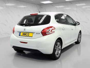 Used Peugeot 208 2014 for sale - 78868307: Photo