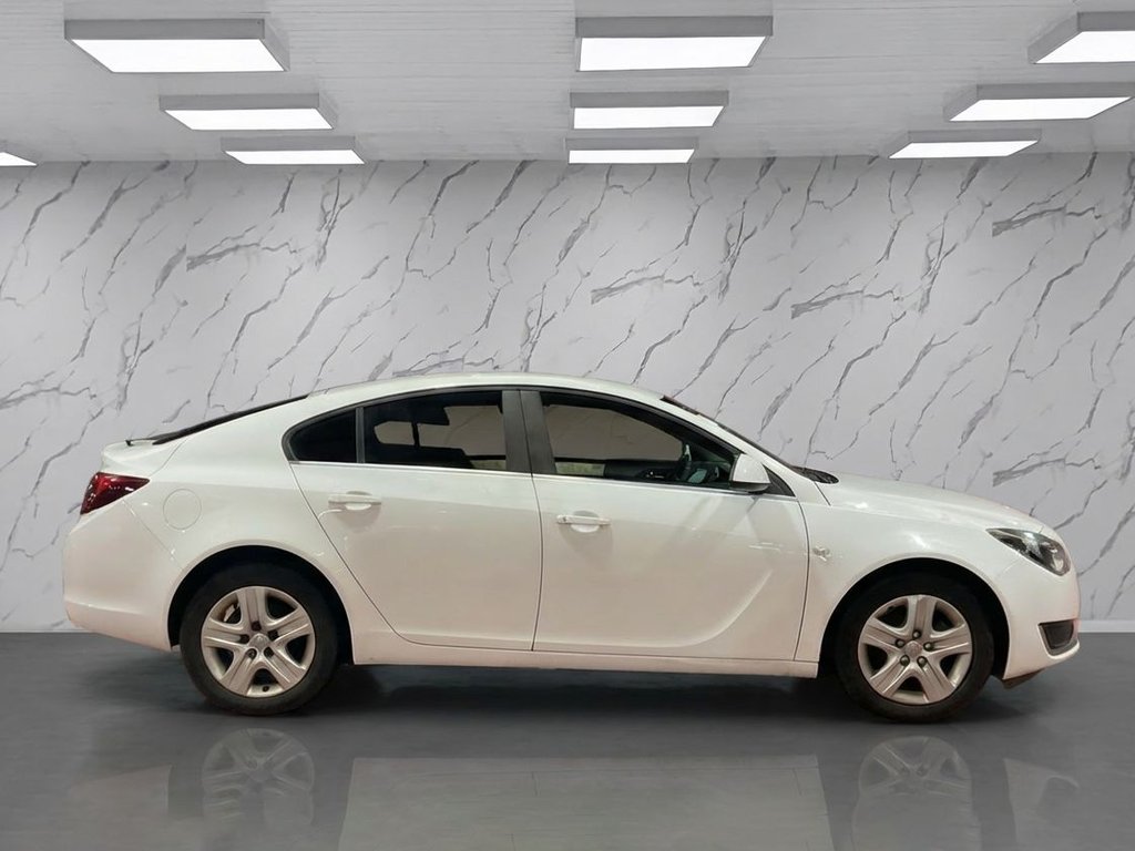 Used Vauxhall Insignia 2016 for sale - 77563841: Photo 5