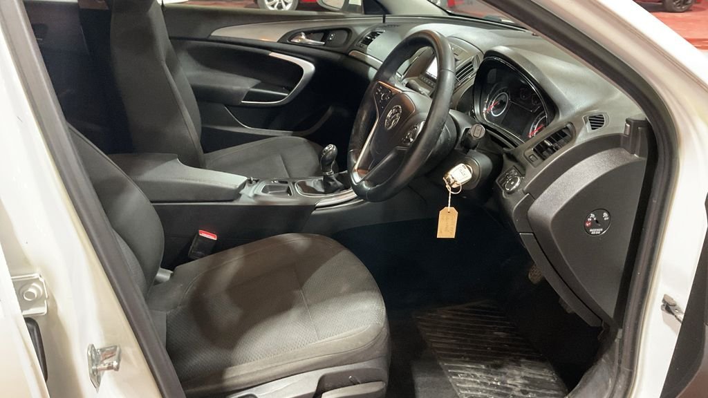 Used Vauxhall Insignia 2016 for sale - 77563841: Photo 9