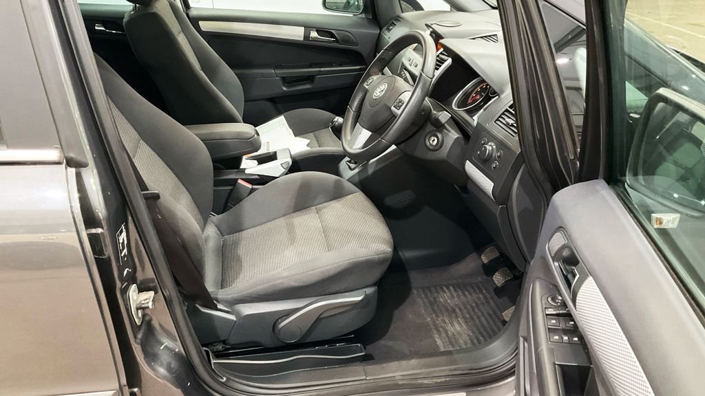 Used Vauxhall Zafira 2011 for sale - 76396069: Photo 8