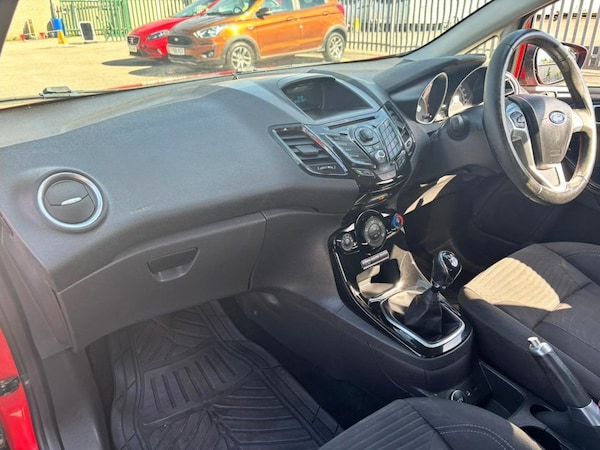 Used Ford Fiesta 2013 for sale - 75092689: Photo 14