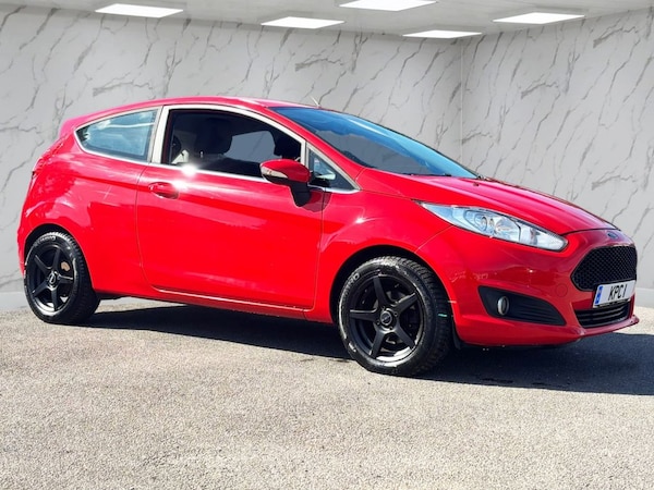Used Ford Fiesta 2013 for sale - 75092689: Photo 2