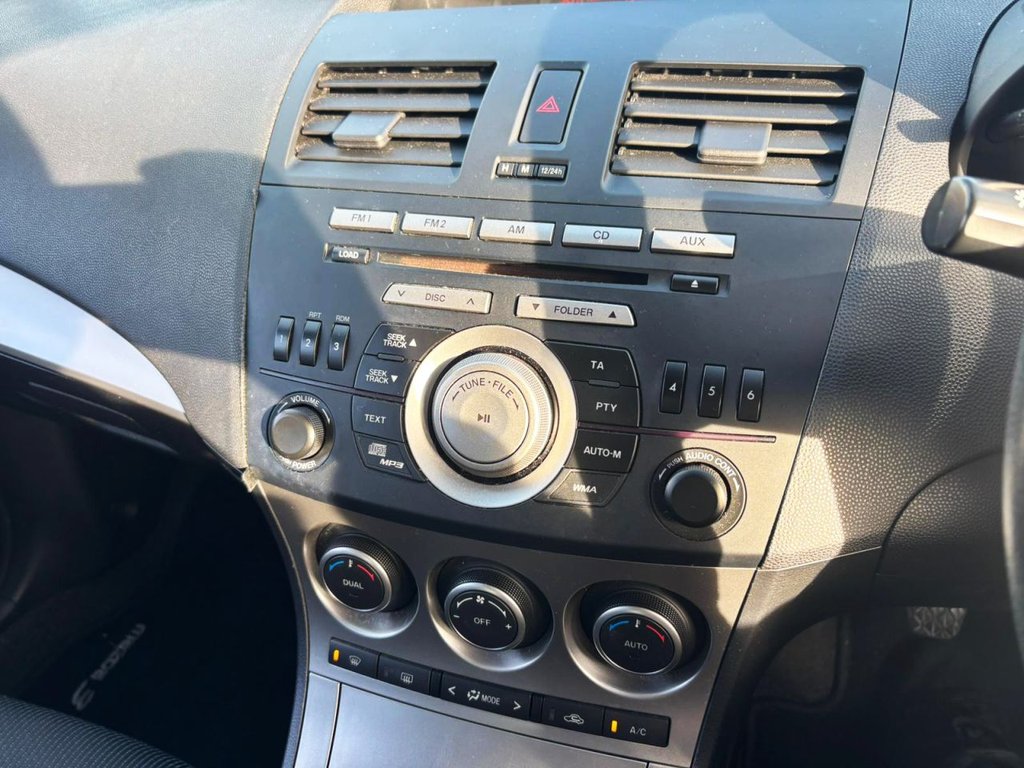 Used Mazda Mazda3 2010 for sale - 76454165: Photo 19