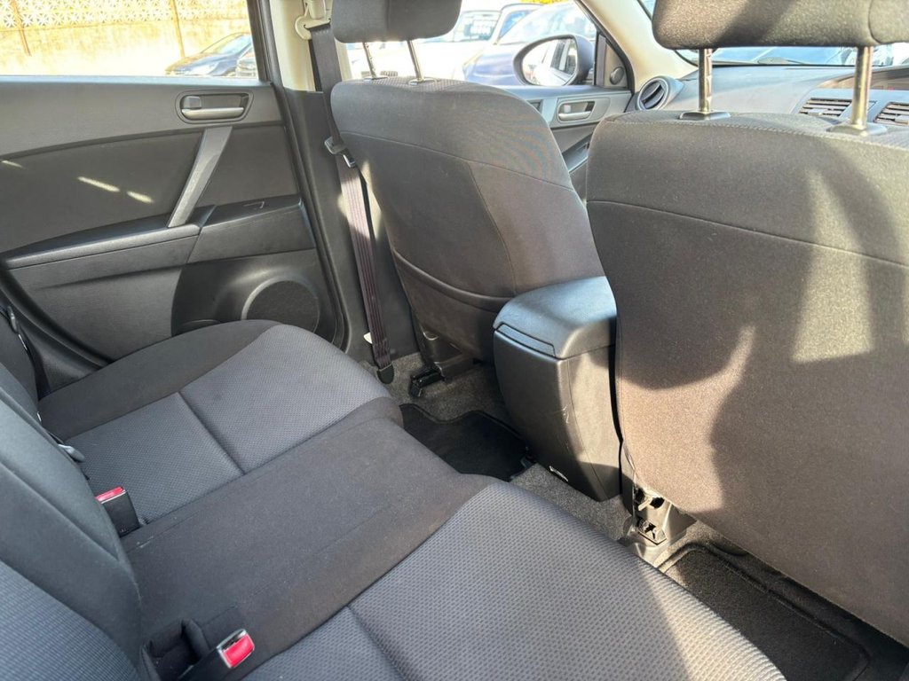 Used Mazda Mazda3 2010 for sale - 76454165: Photo 29