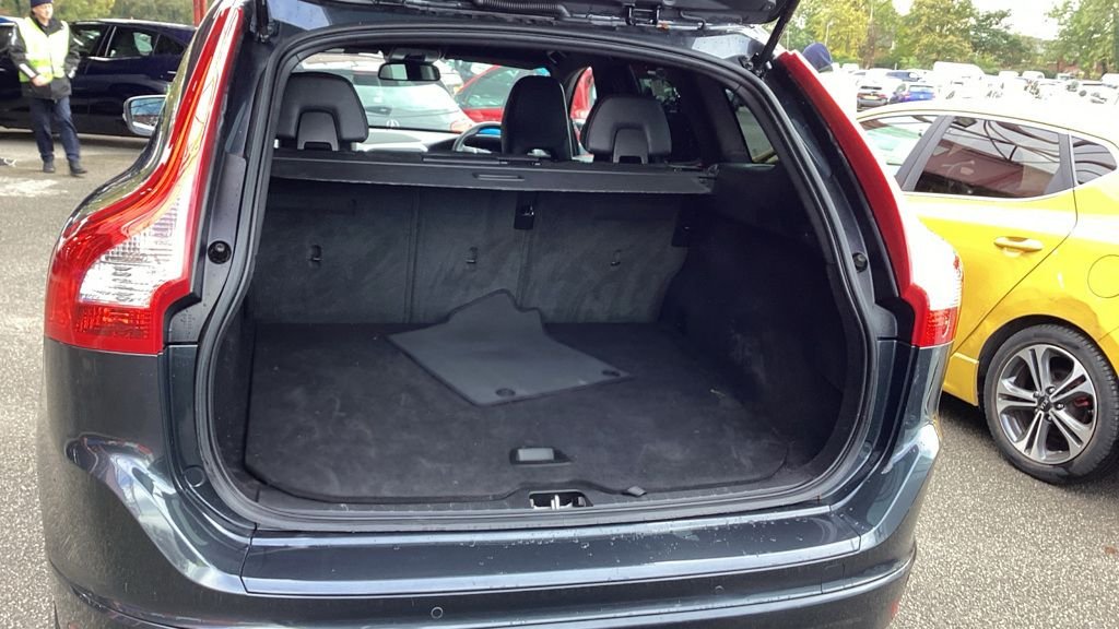 Used Volvo XC60 2016 for sale - 76501027: Photo 11