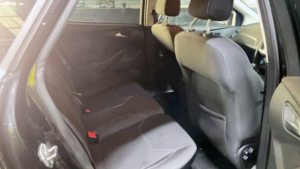 Used Ford Focus 2016 for sale - 76386300: Photo 10