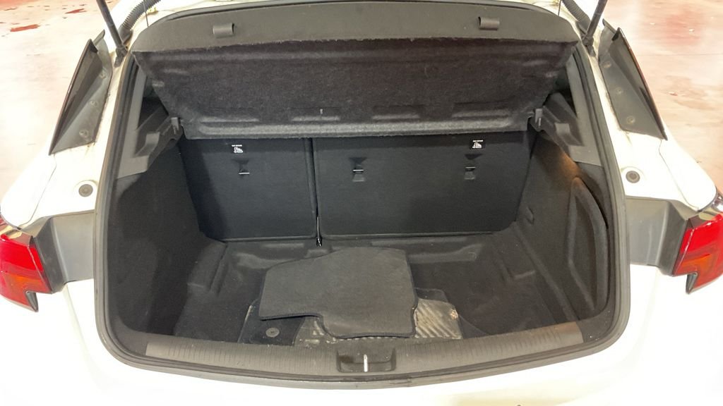 Used Vauxhall Astra 2018 for sale - 78061864: Photo 12