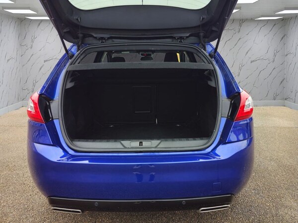 Used Peugeot 308 2017 for sale - 76106154: Photo 10