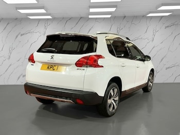 Used Peugeot 2008 2015 for sale - 77780454: Photo
