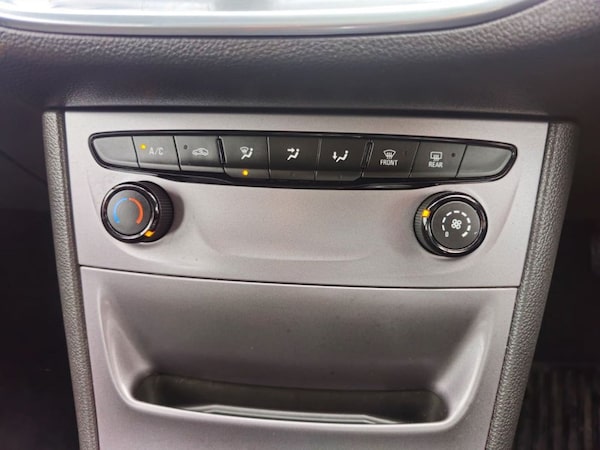 Used Vauxhall Astra 2016 for sale - 76132698: Photo 19