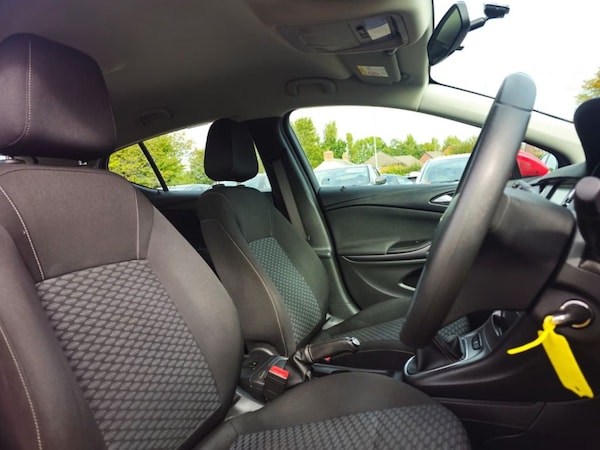Used Vauxhall Astra 2016 for sale - 76132698: Photo 29