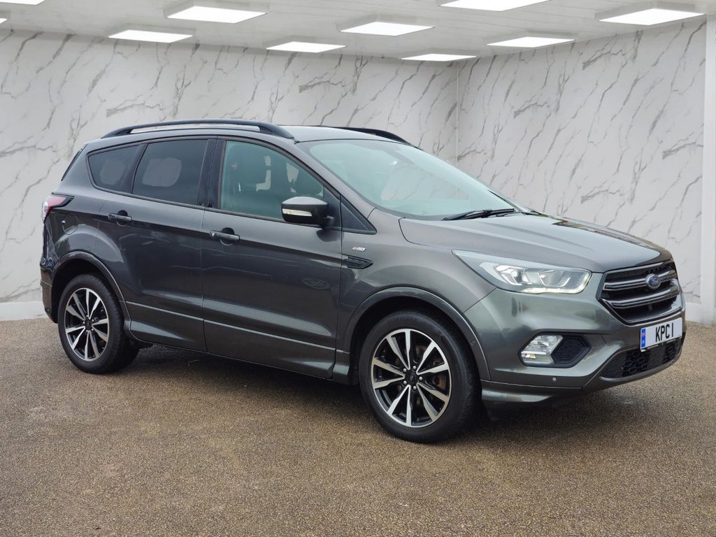 Used Ford Kuga 2017 for sale - 76029620: Photo 2