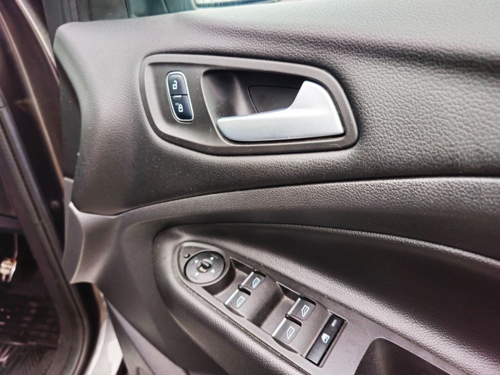 Used Ford Kuga 2017 for sale - 76029620: Photo 30