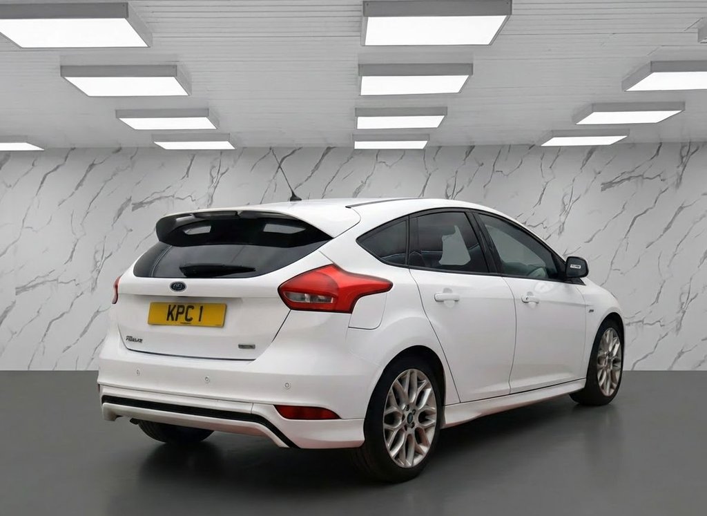 Used Ford Focus 2018 for sale - 77483518: Photo 4