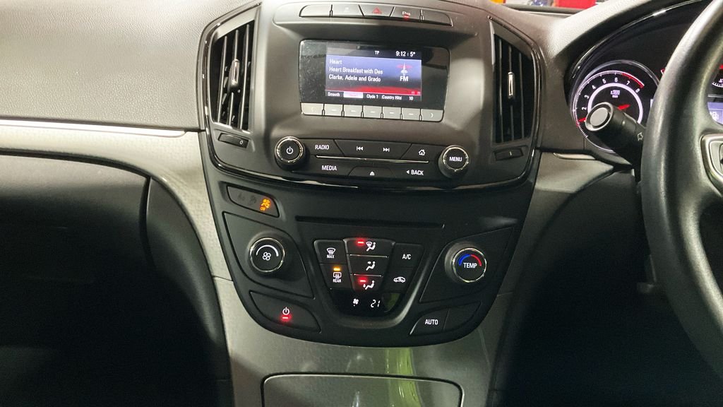 Used Vauxhall Insignia 2016 for sale - 77563842: Photo 7