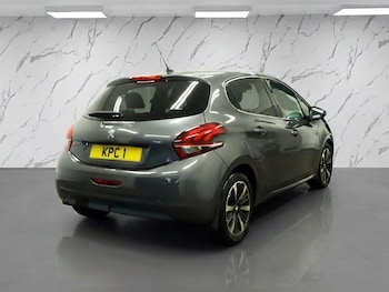 Used Peugeot 208 2019 for sale - 78918956: Photo