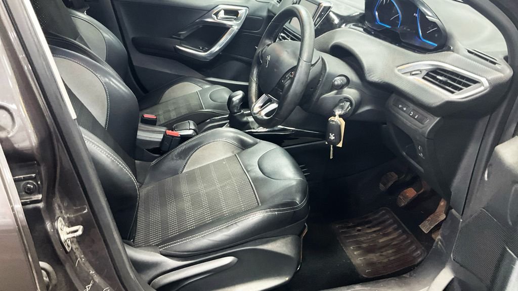 Used Peugeot 2008 2016 for sale - 76595922: Photo 10