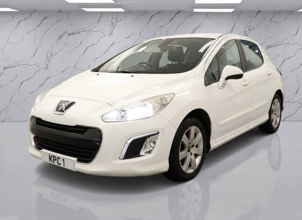 Used Peugeot 208 2014 for sale - 77064942: Photo 2