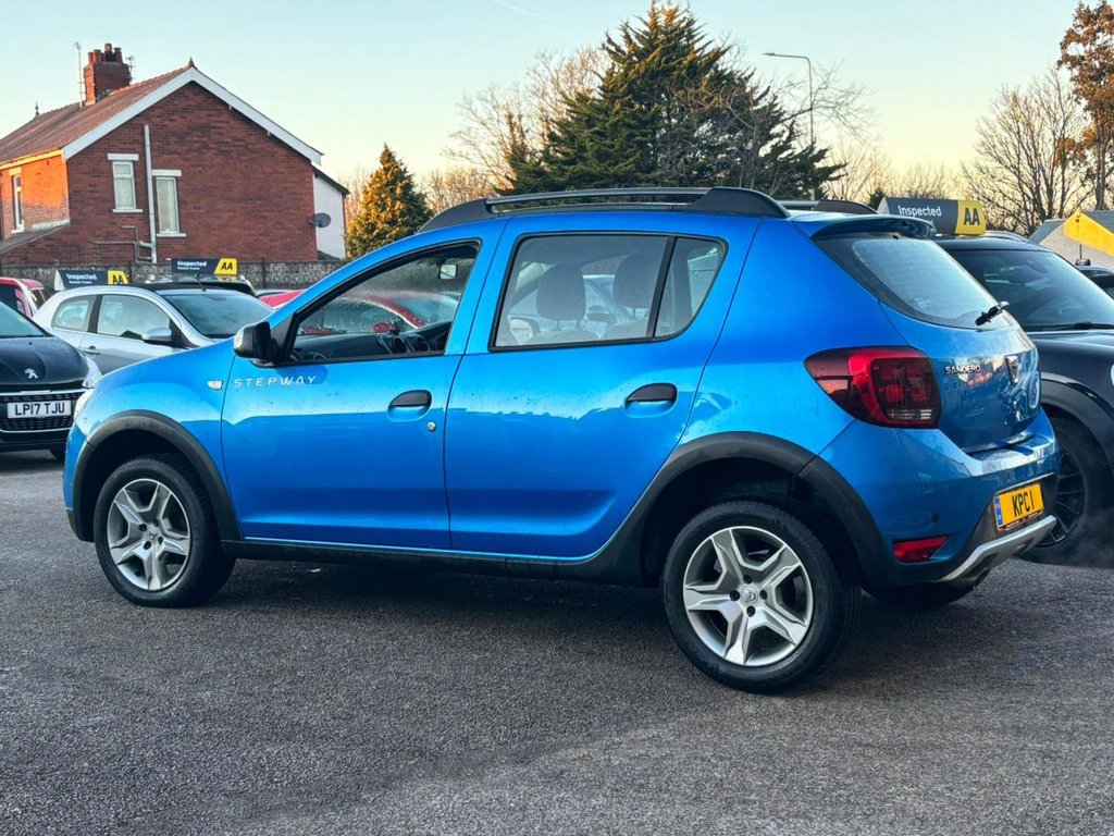 Used Dacia Sandero Stepway 2019 for sale - 77672705: Photo 6