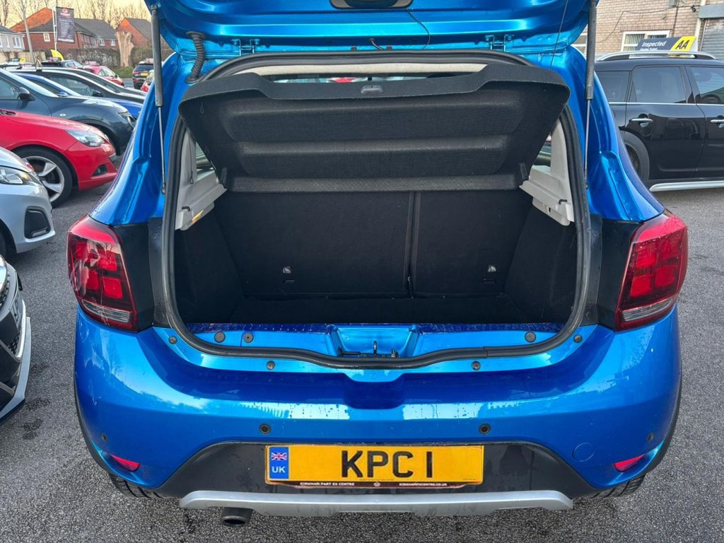 Used Dacia Sandero Stepway 2019 for sale - 77672705: Photo 9