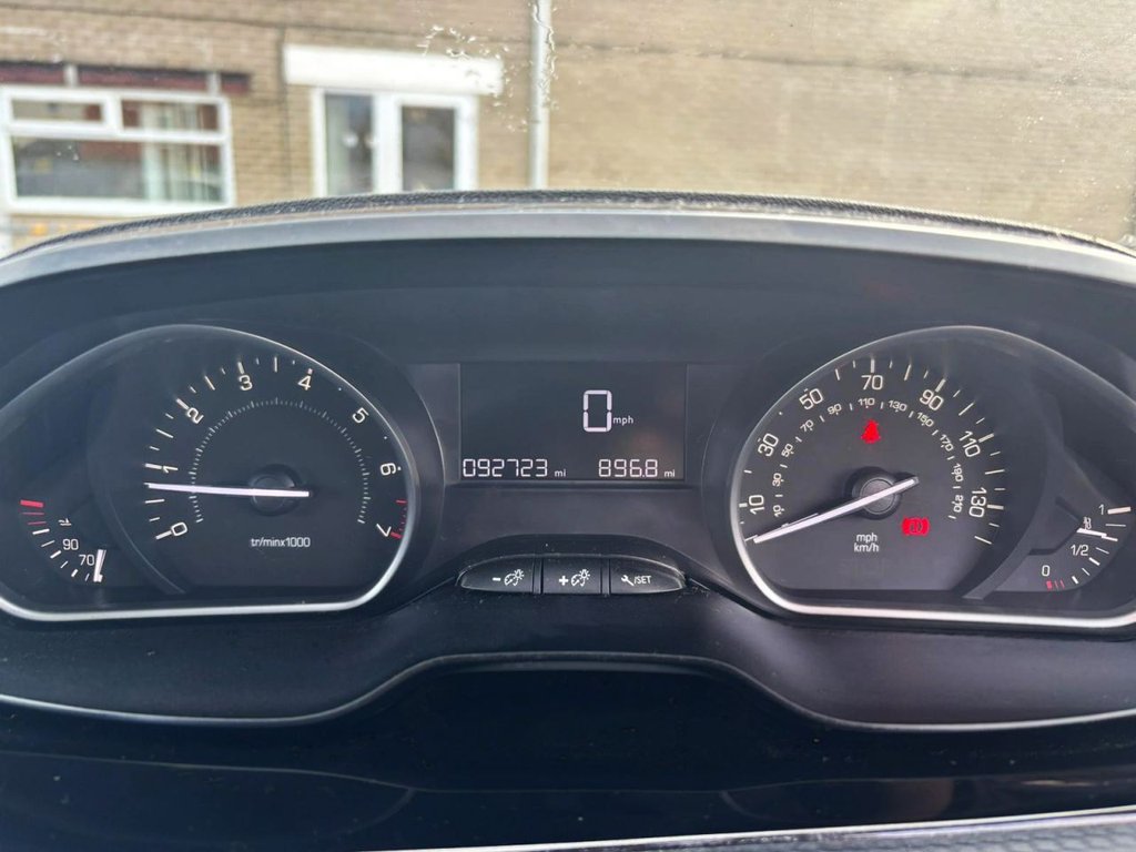 Used Peugeot 208 2016 for sale - 77200161: Photo 24