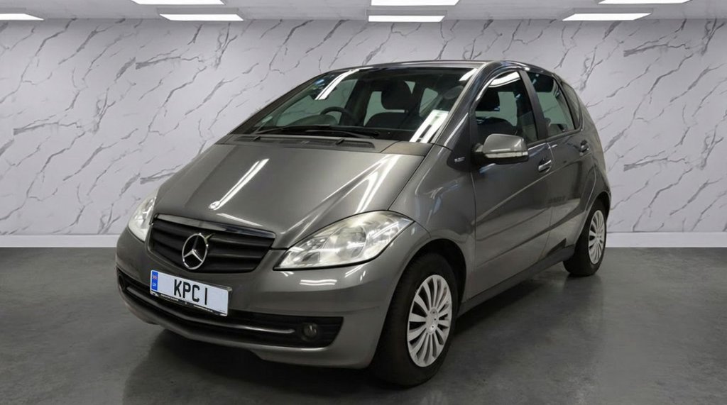 Used Mercedes-Benz A-Class 2010 for sale - 77064925: Photo 2