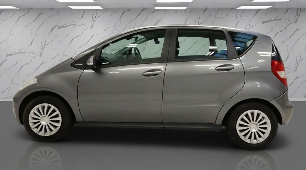 Used Mercedes-Benz A-Class 2010 for sale - 77064925: Photo 5