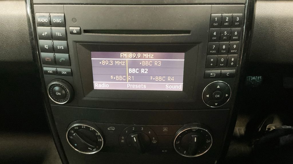 Used Mercedes-Benz A-Class 2010 for sale - 77064925: Photo 7