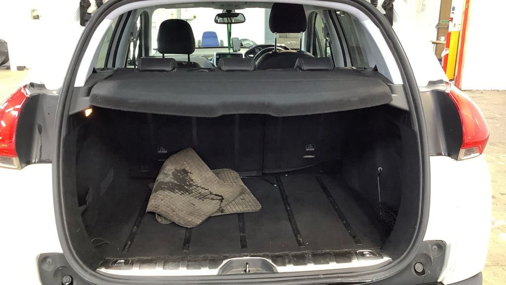 Used Peugeot 2008 2014 for sale - 77563849: Photo 13