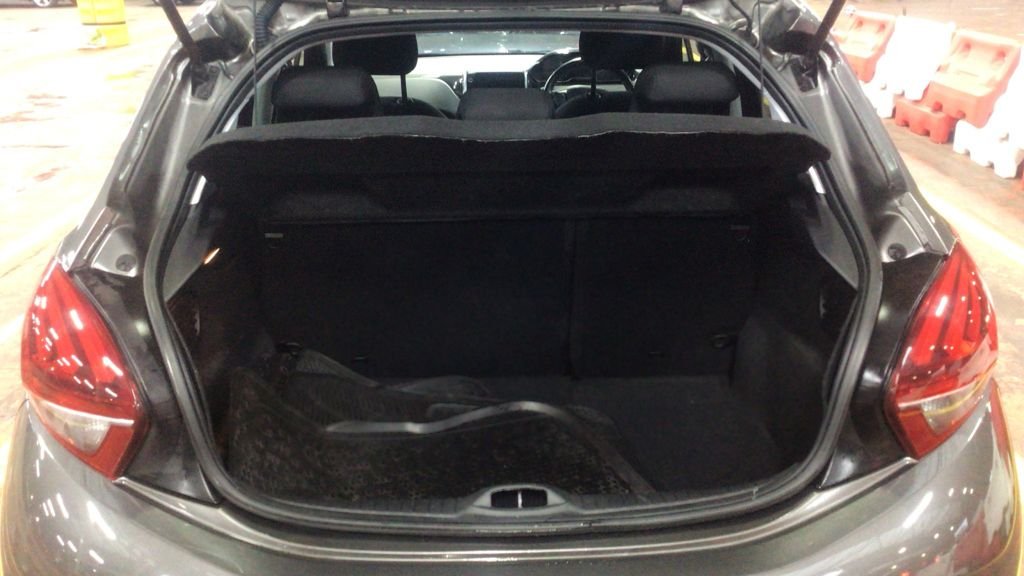 Used Peugeot 208 2019 for sale - 77525915: Photo 11