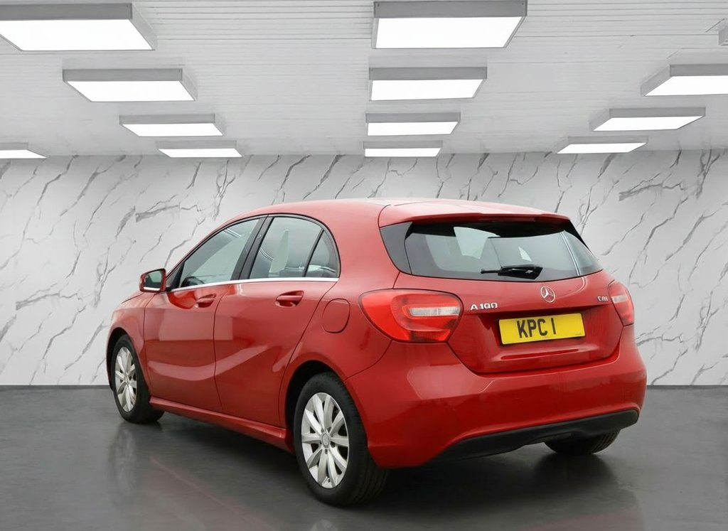 Used Mercedes-Benz A-Class 2014 for sale - 77563846: Photo 3