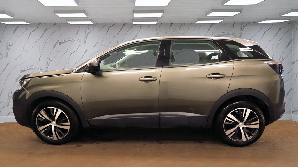 Used Peugeot 3008 2018 for sale - 76386195: Photo 5