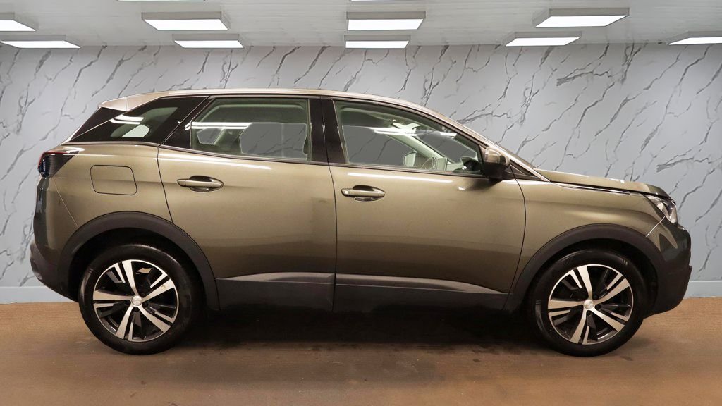Used Peugeot 3008 2018 for sale - 76386195: Photo 6