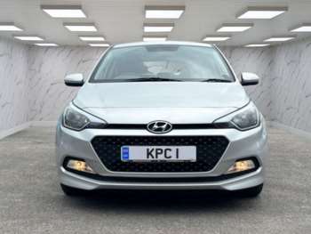 Used Hyundai i20 2017 for sale - 74896122: Photo