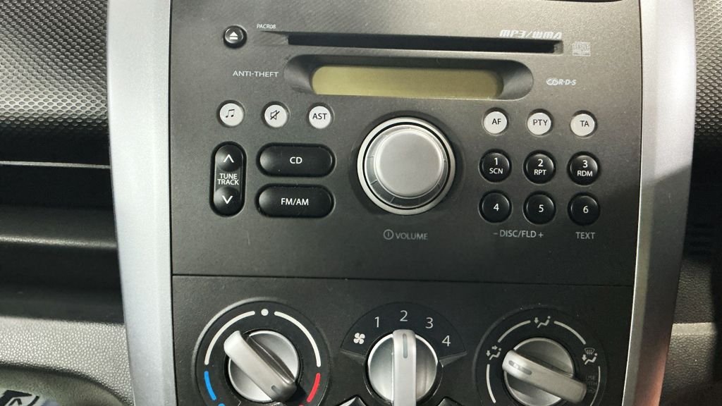 Used Vauxhall Agila 2012 for sale - 76642472: Photo 7